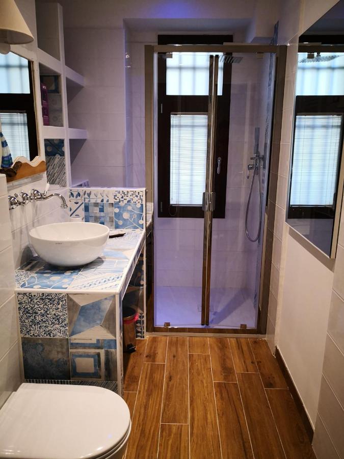 La Porta Rossa Apartment Vado Ligure Exterior foto