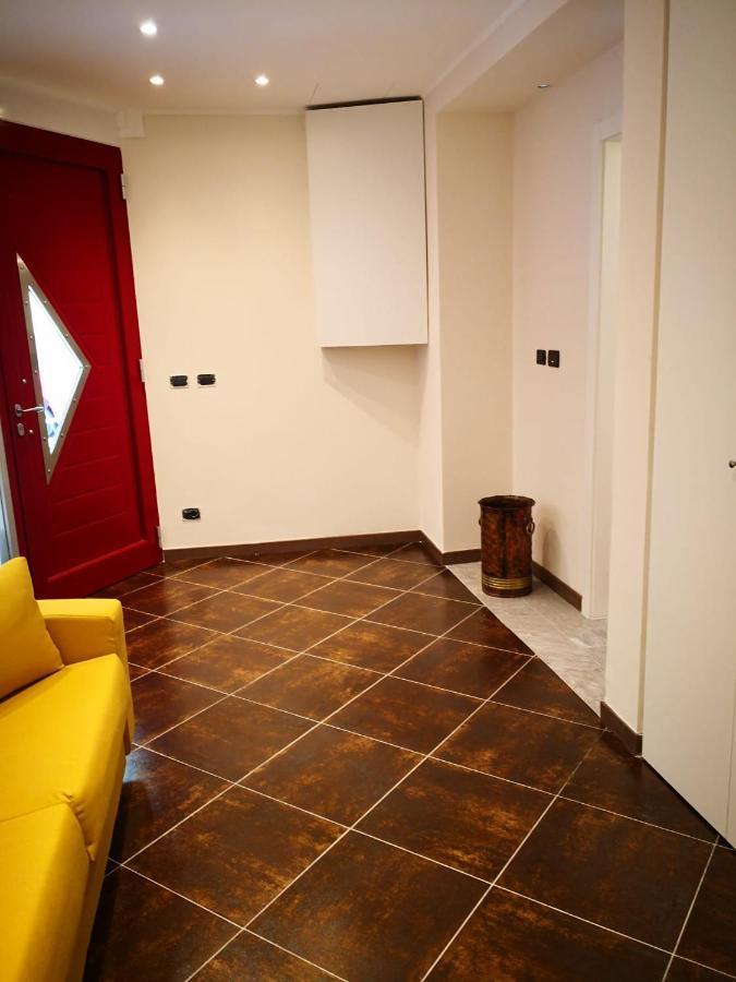 La Porta Rossa Apartment Vado Ligure Exterior foto